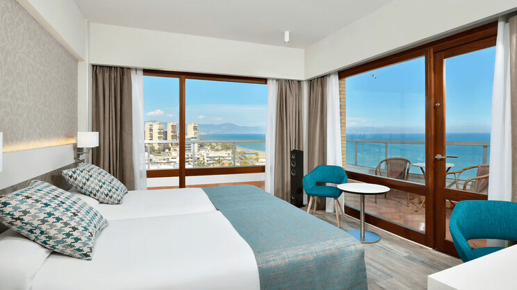 XTRA Room Front Sea View 